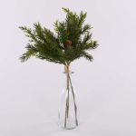Deko Tannenzweige KIGANJA im Bund mit Zapfen, grün, 35cm