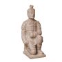Figura de jardín «Guerrero samurái» LILORA de terracota, arrodillado, hecha a mano, patinada, beige, 22 x 20 x 48 cm