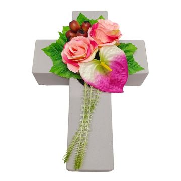 Arreglo floral artificial con rosa, anturio y escaramujo NINNA, cruz para plantas, rosa-fucsia-rojo, 30 x 18 x 11 cm Arreglo floral artificial con rosa, anturio y escaramujo NINNA, cruz para plantas, rosa-fucsia-rojo, 30 x 18 x 11 cm